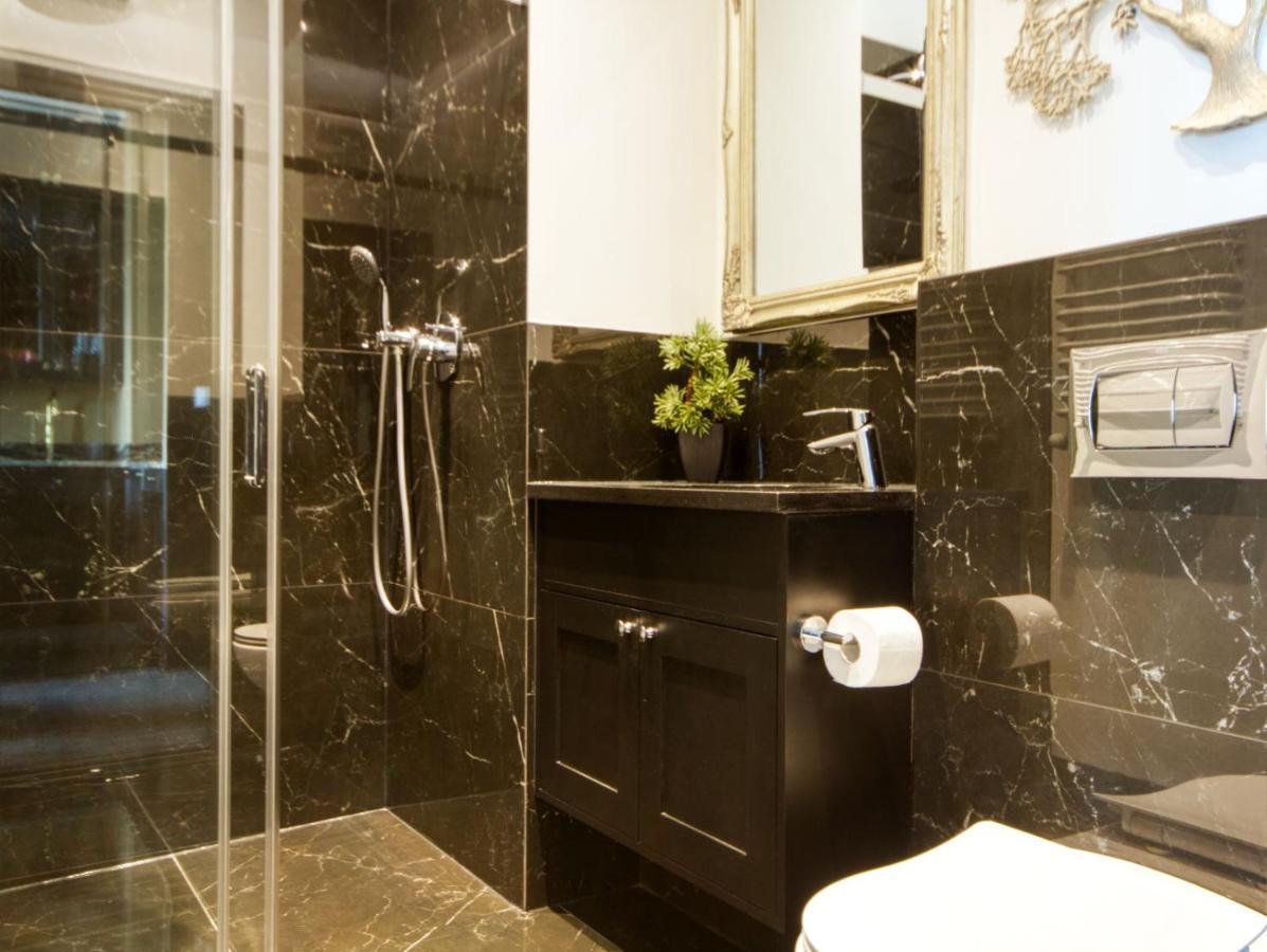 Prymasa Tysiaclecia 83A By Homeprime Varşovia Exterior foto